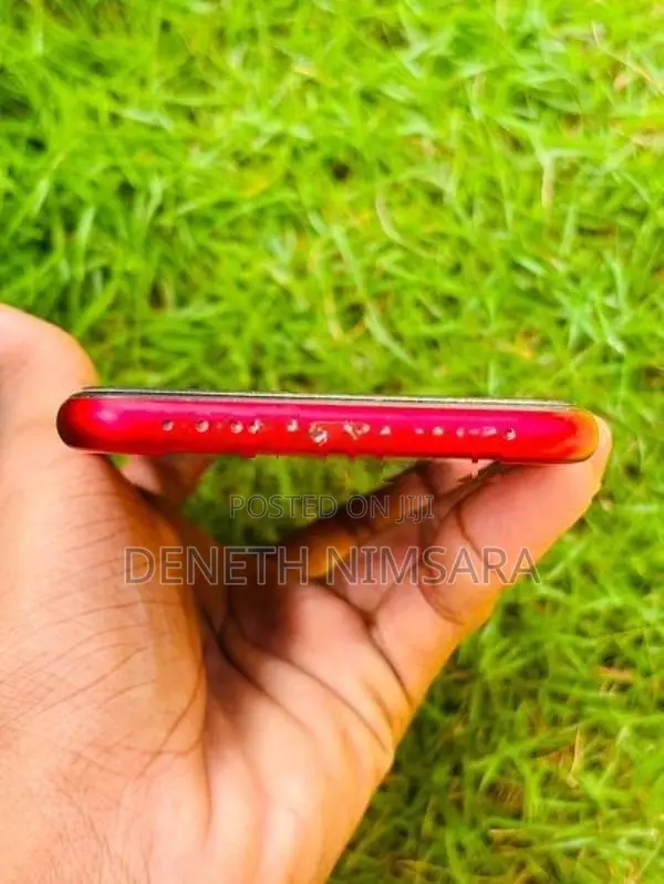 Apple iPhone XR (Used)