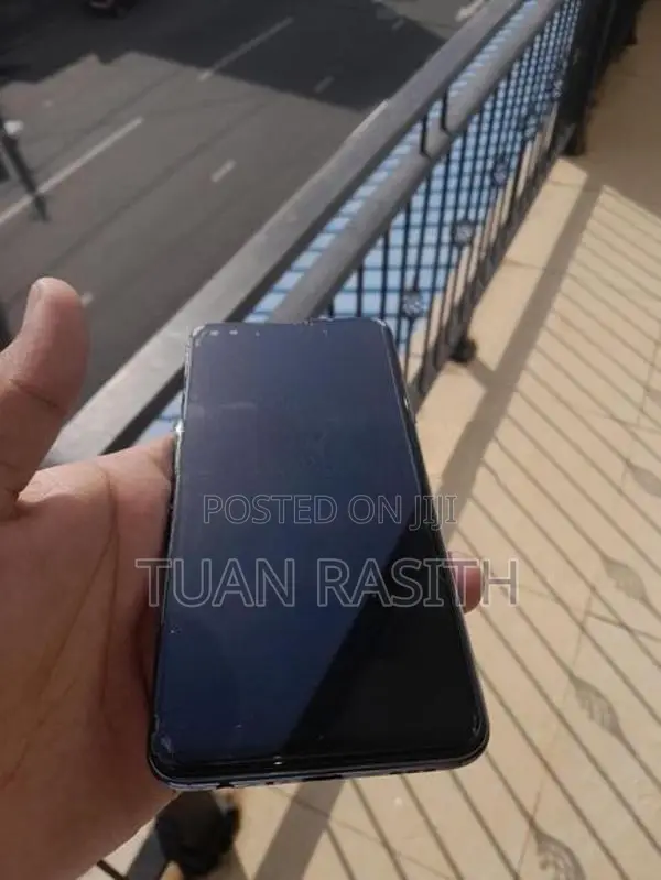 Oppo F17 Pro (Used)