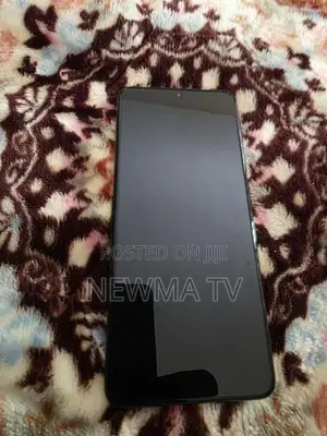 Samsung Galaxy S20+ (Used)