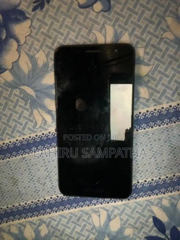 Samsung Galaxy A10 (Used)