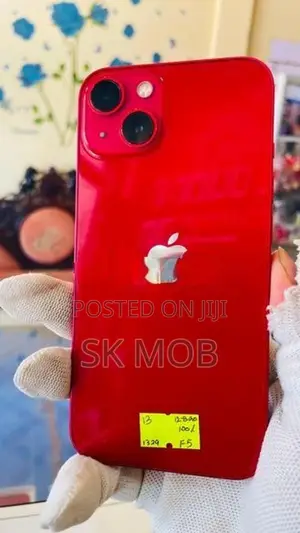 Apple iPhone 13 (Used)
