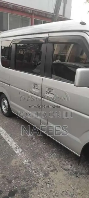 Suzuki Every 2015 Van (Used)
