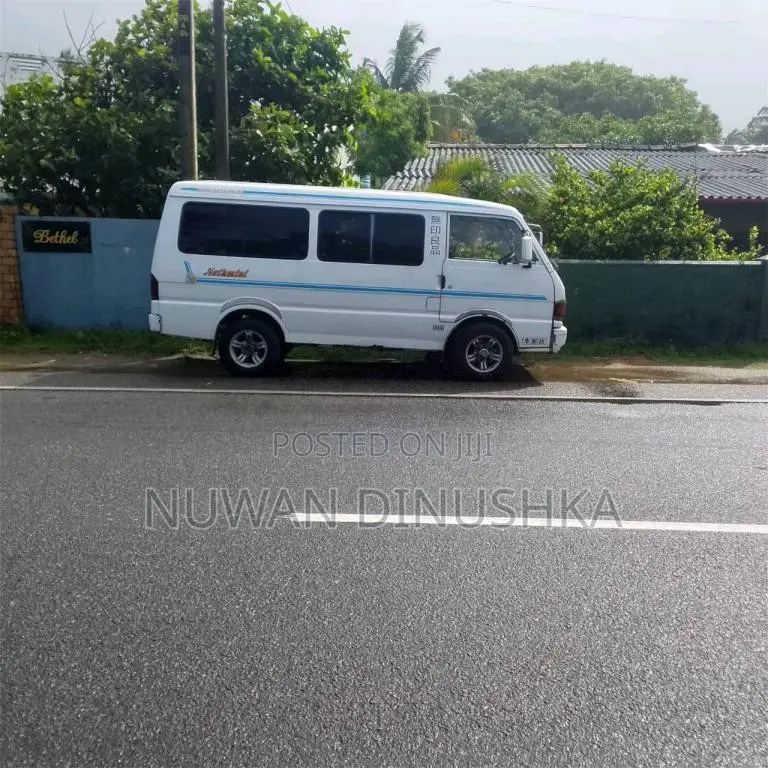 Mazda Brawny 1990 Van (Used)