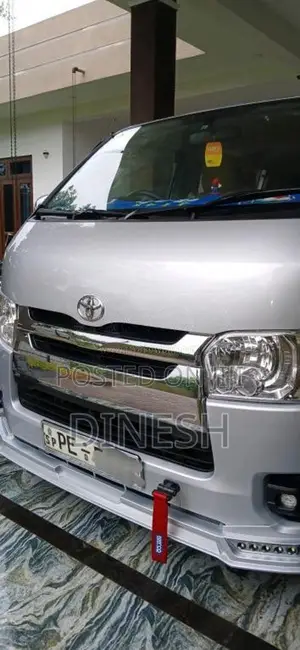 Toyota KDH 2007 Van (Used)
