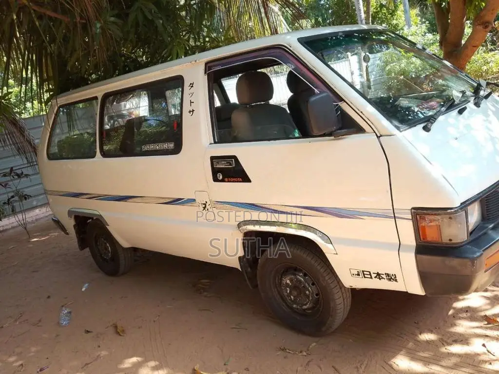 Toyota TownAce 1988 Van (Used)