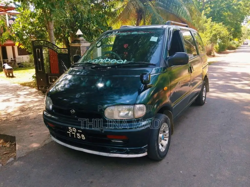 Nissan Serena 1992 Van (Used)
