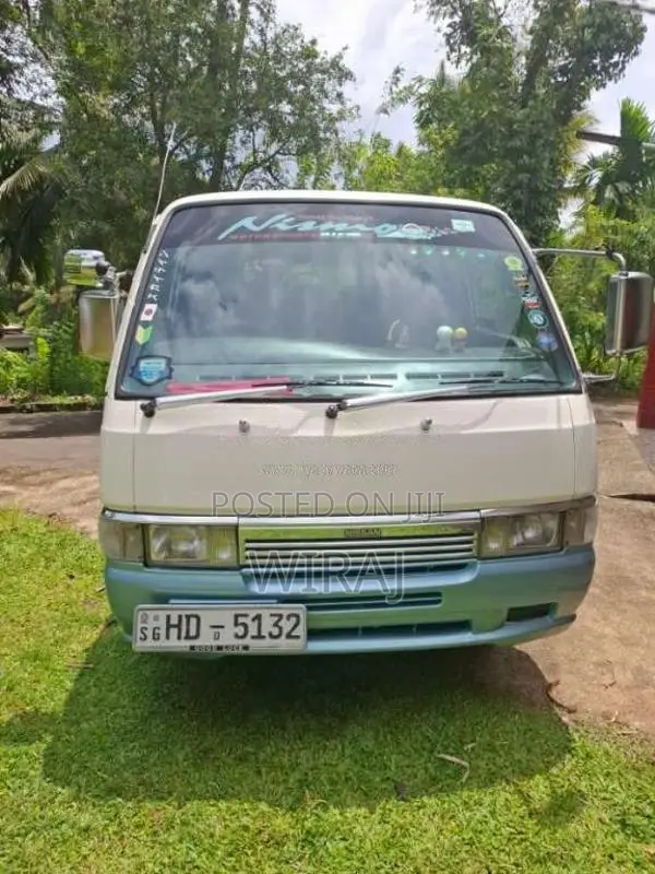 Nissan Caravan 1998 Van (Used)