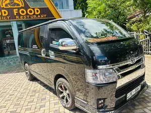 Toyota KDH 2007 Van (Used)