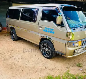 Nissan Caravan 1996 Van (Used)
