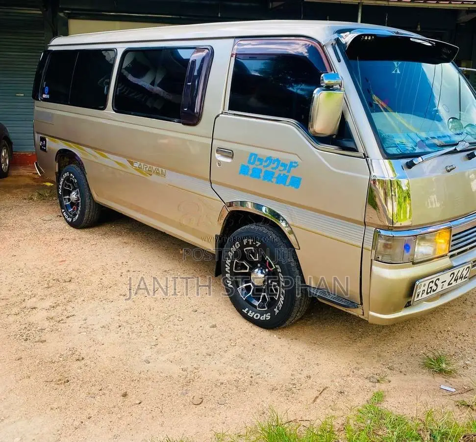 Nissan Caravan 1996 Van (Used)