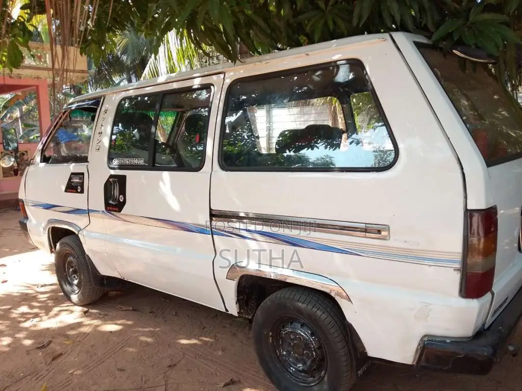 Toyota TownAce 1988 Van (Used)