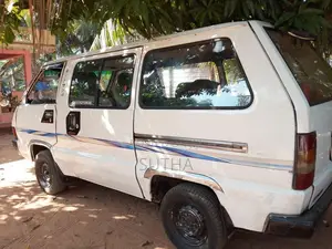 Toyota TownAce 1988 Van (Used)