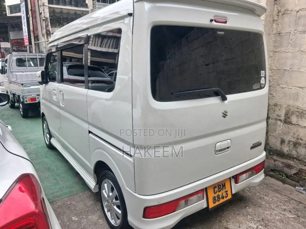 Suzuki Da17 W 2024 Van (Used)