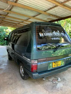 Nissan Largo 1996 Van (Used)