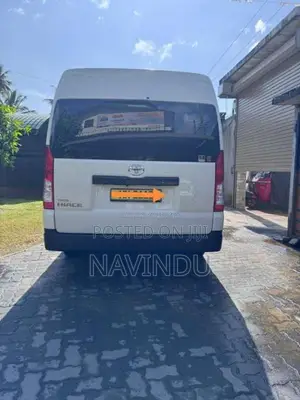 Toyota HIACE 2025 Van (Used)