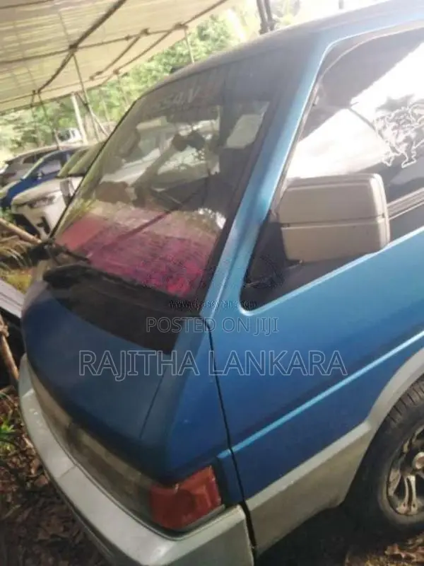 Nissan Largo 1996 Van (Used)