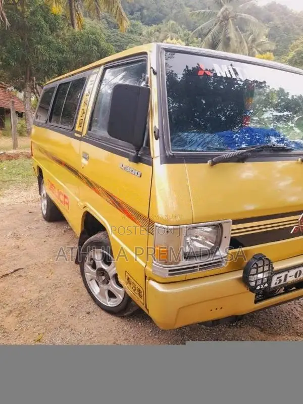 Mitsubishi L300 1980 Van (Used)