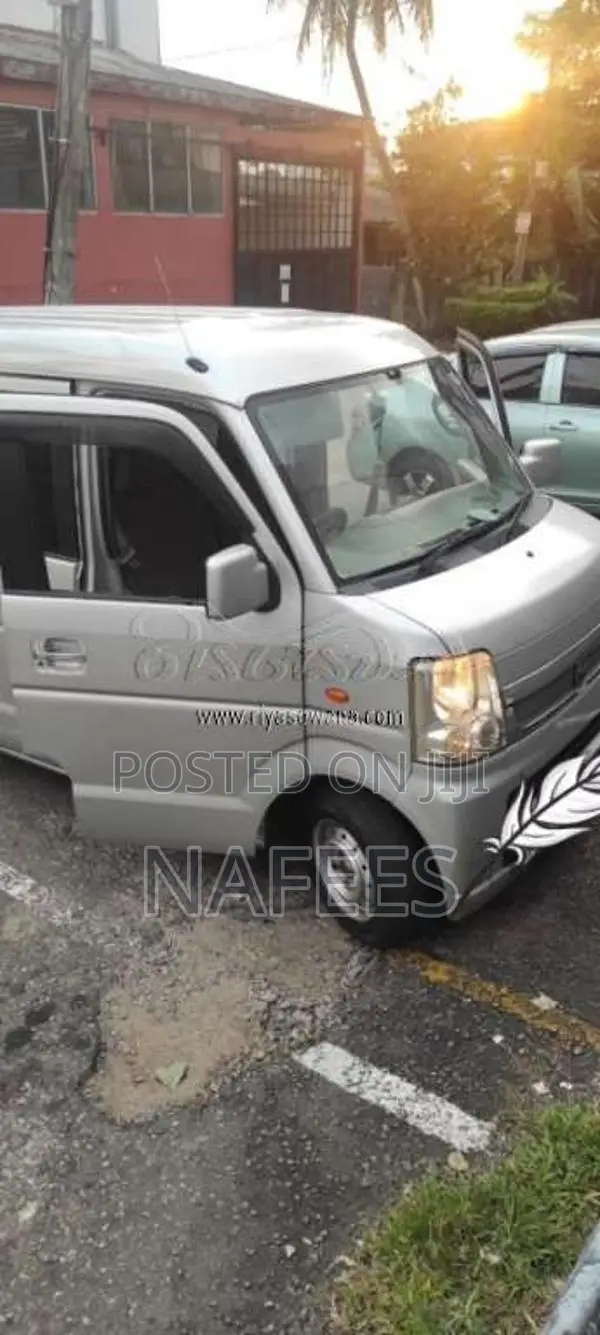 Suzuki Every 2015 Van (Used)
