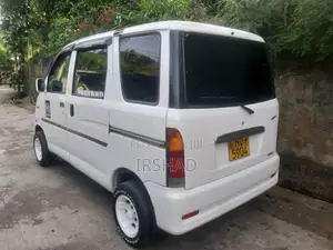 Daihatsu S200 2000 Van (Used)