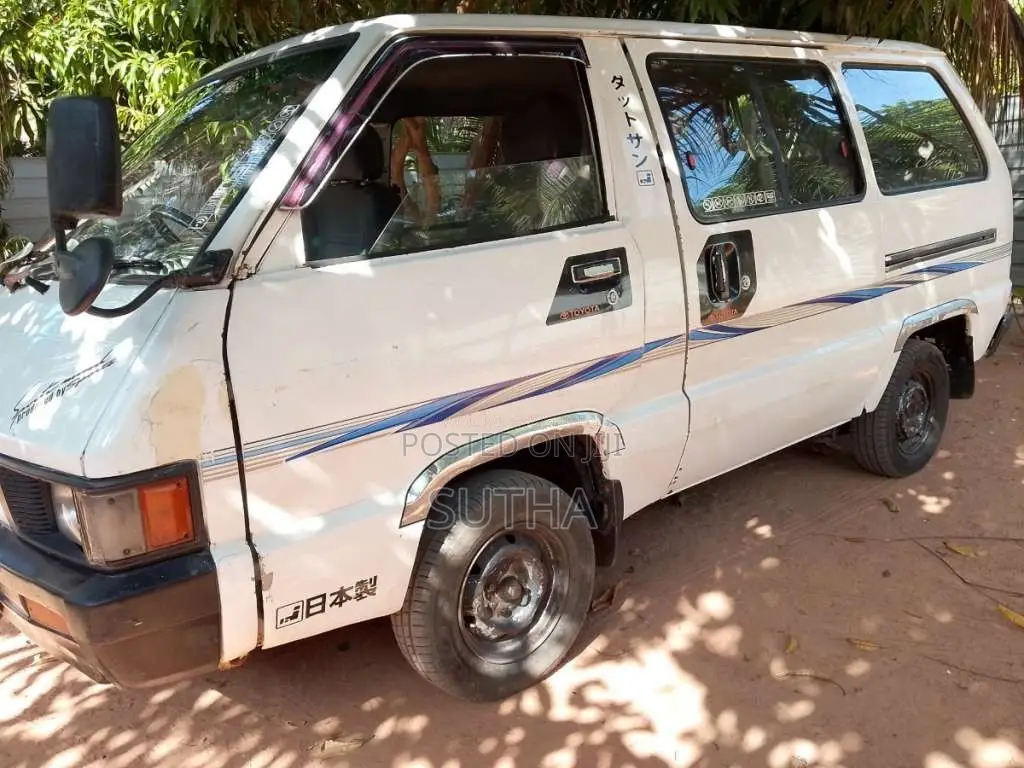 Toyota TownAce 1988 Van (Used)