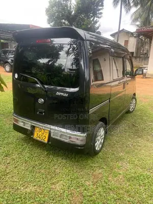 Daihatsu ATRAI 2017 Van (Used)
