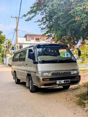 Nissan Caravan 1998 Van (Used)