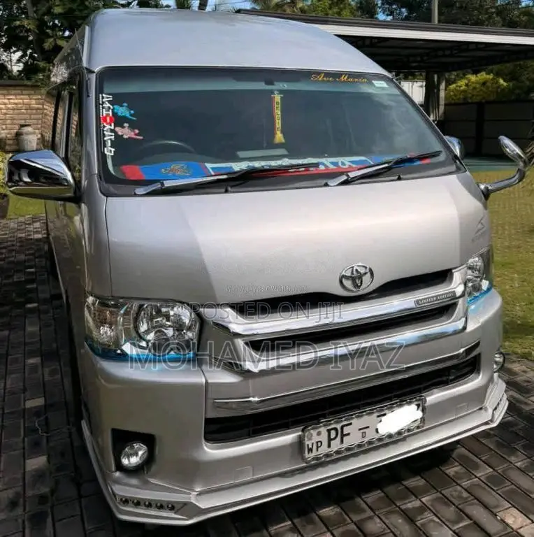 Toyota KDH High Roof 223B 2009 Van (Used)