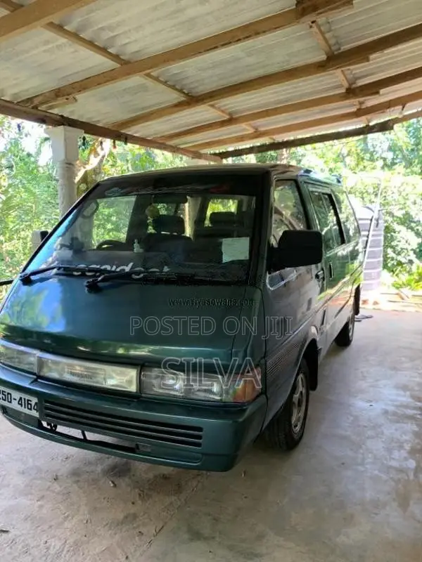 Nissan Largo 1996 Van (Used)
