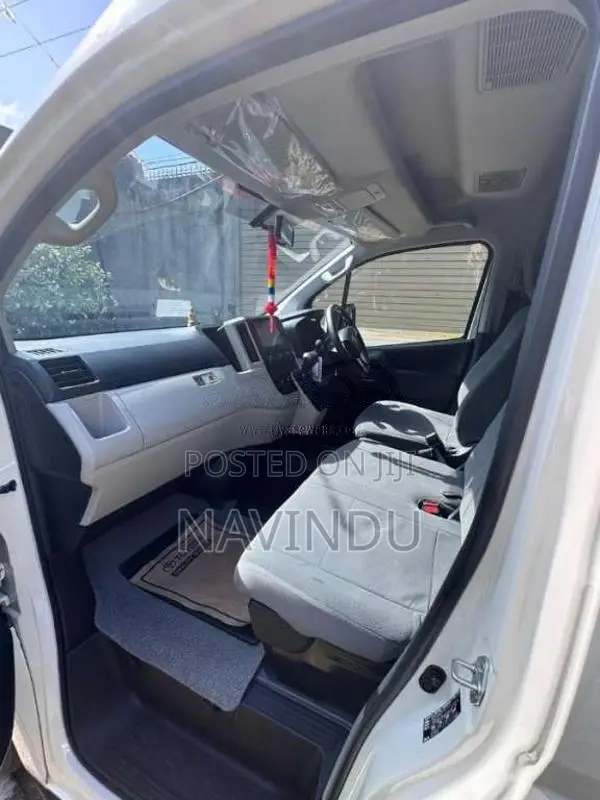 Toyota HIACE 2025 Van (Used)