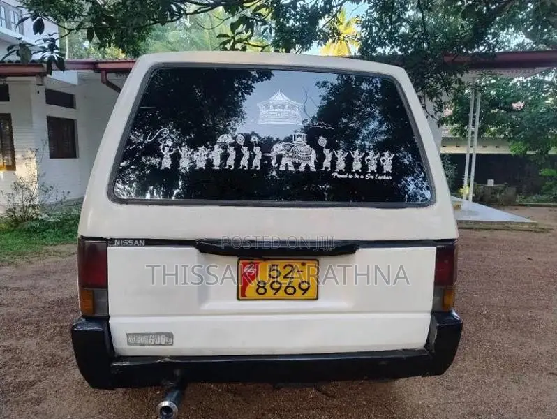 Nissan Vanette 1988 Van (Used)