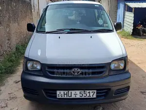 Toyota Cr42 1999 Van (Used)