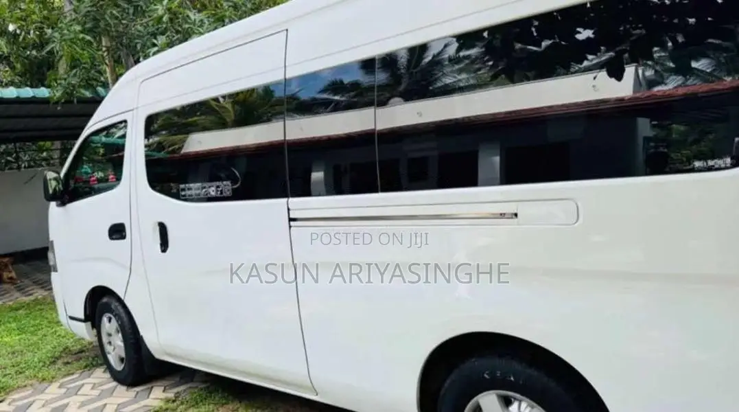 Nissan NV 350 2017 Van (Used)