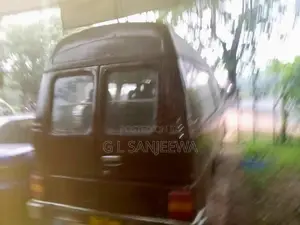 Isuzu ELF 1983 Van (Used)