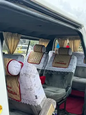 Nissan Caravan 1993 Van (Used)
