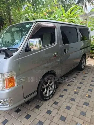 Nissan E25 2007 Van (Used)