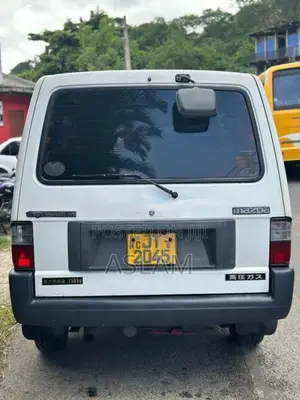 Mazda BongoVennette 1998 Van (Used)