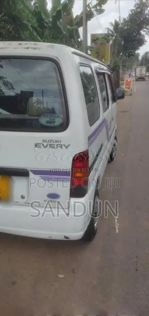 Suzuki Every 1999 Van (Used)