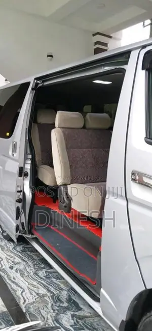 Toyota KDH 2007 Van (Used)