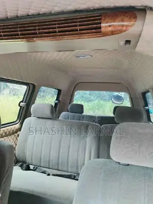 Toyota Noah 2006 Van (Used)