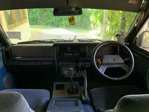 Nissan Largo 1996 Van (Used)