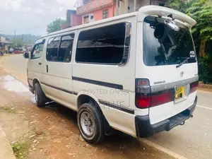 Toyota Dolphin 1994 Van (Used)