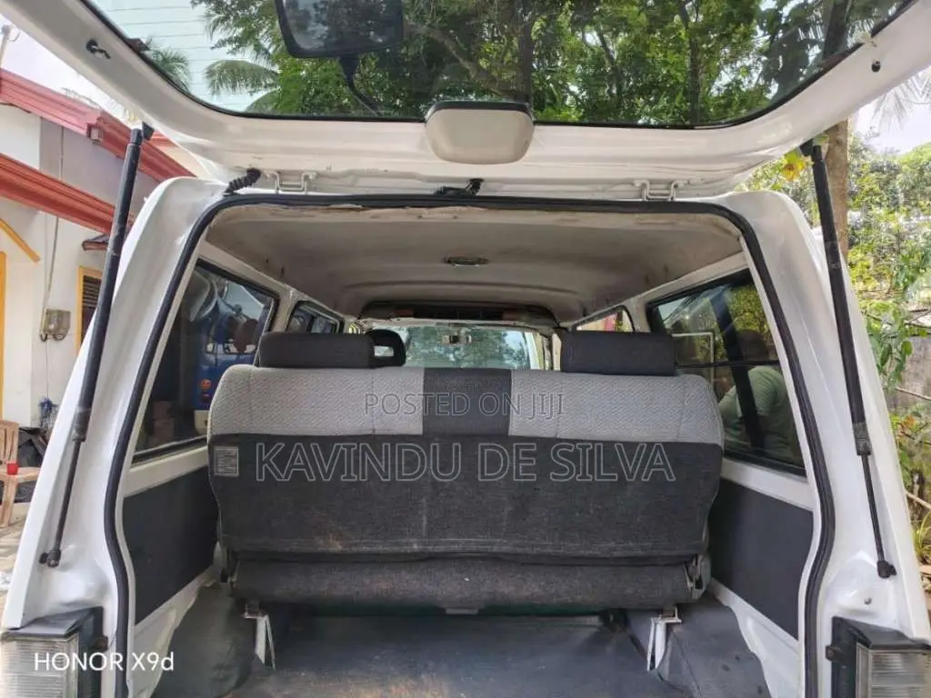 Nissan Vanette 2001 Van (Used)