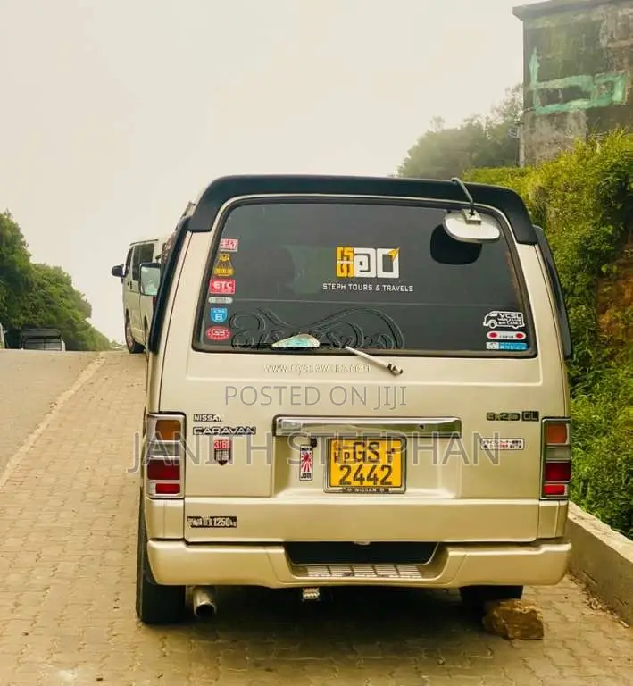 Nissan Caravan 1996 Van (Used)