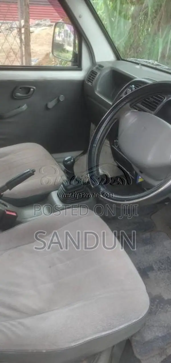 Suzuki Every 1999 Van (Used)