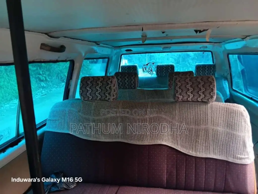 Mitsubishi L300 1983 Van (Used)