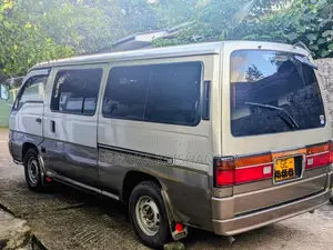 Nissan Caravan 1998 Van (Used)