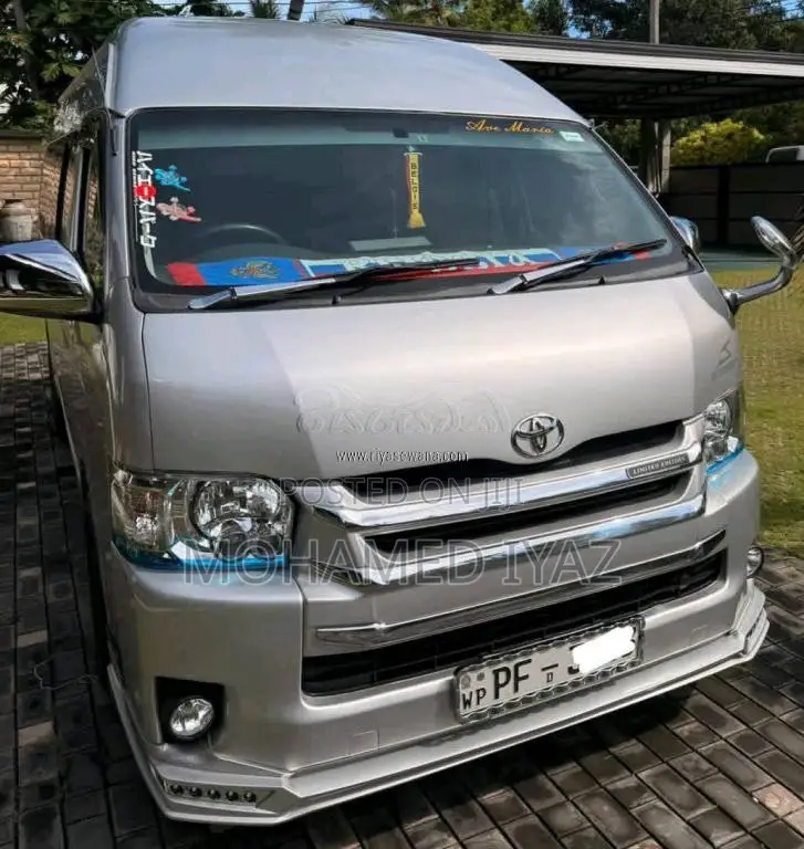 Toyota KDH High Roof 223B 2009 Van (Used)