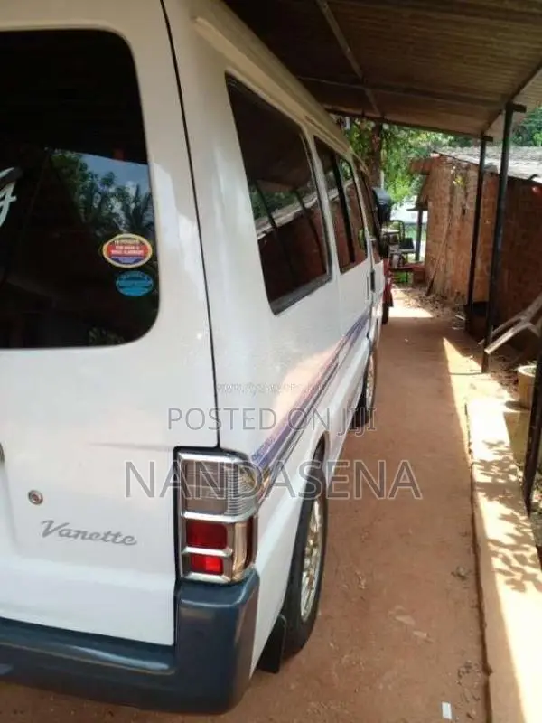 Nissan Vanette 2001 Van (Used)