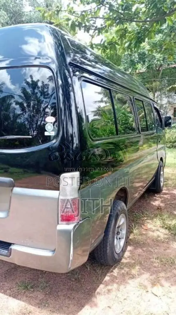 Nissan CARAVAN E25 2003 Van (Used)