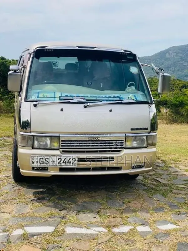 Nissan Caravan 1996 Van (Used)